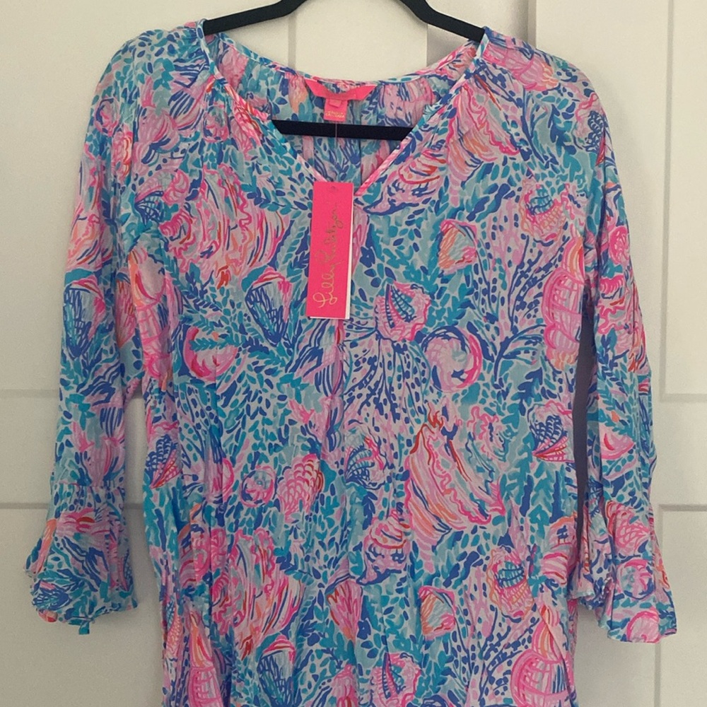 Lilly Pullitzer Blouse with flounce sleeves. Size XS